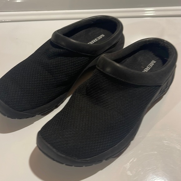 Merrell slip on clogs Sz 7 - Picture 1 of 6